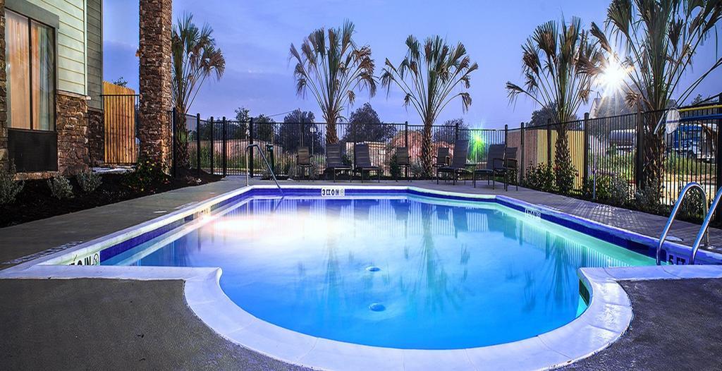 Comfort Inn & Suites Beeville Zewnętrze zdjęcie